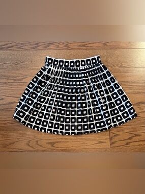 Banana Republic Black and White A-Line Skirt